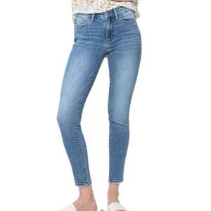 Judy blue skinny fit ankle jeans size 26